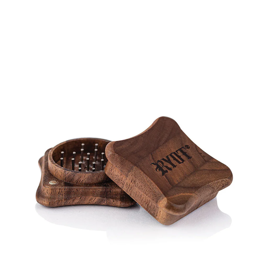 1906 Wood Grinder - Image 2