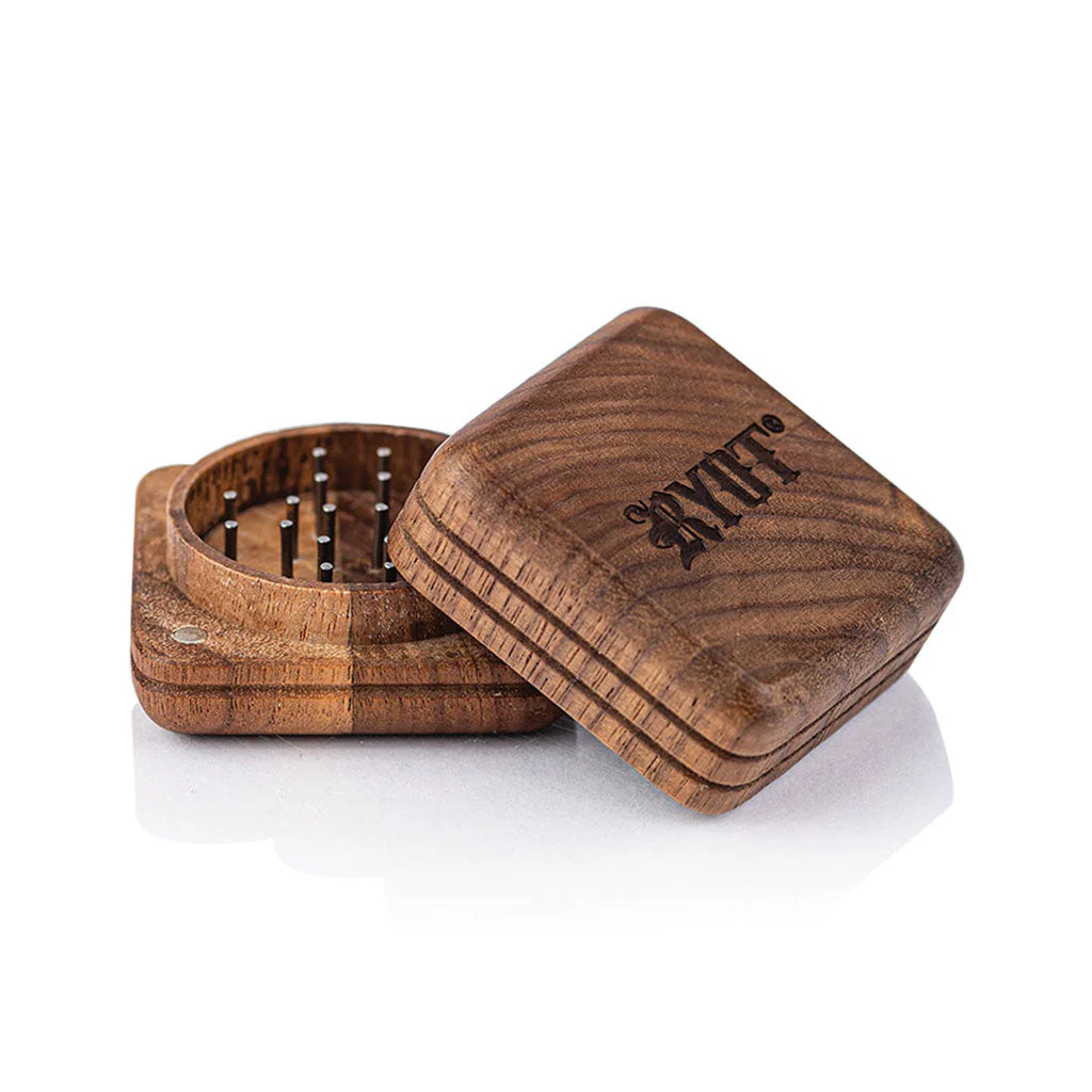 1906 Wood Grinder - Image 3