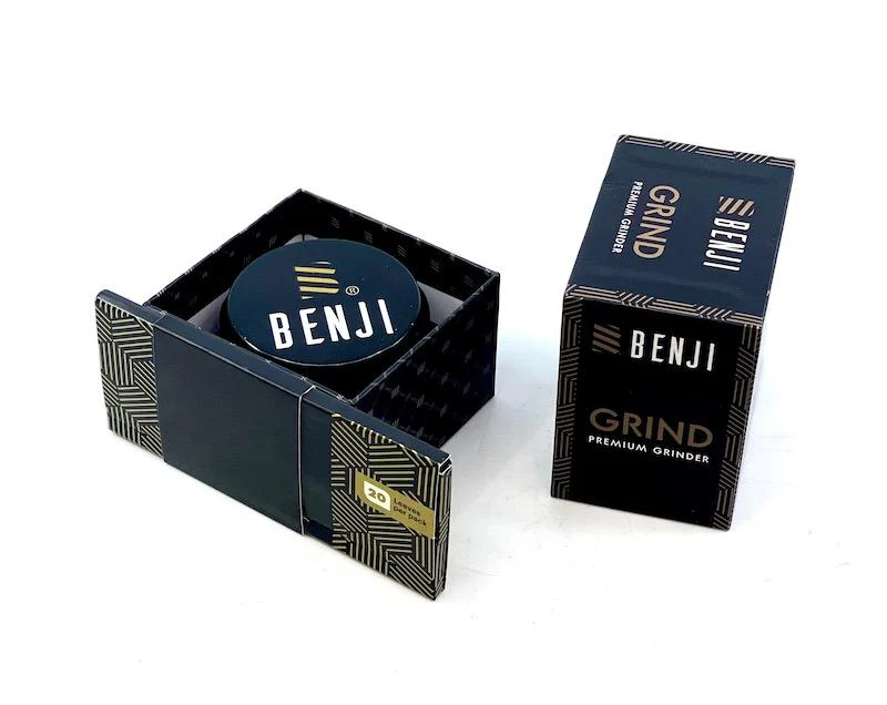 Aluminum Grinder + Booklet