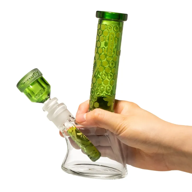 Milky Way Combs 7.5" Beaker Bong (Green) - Image 4